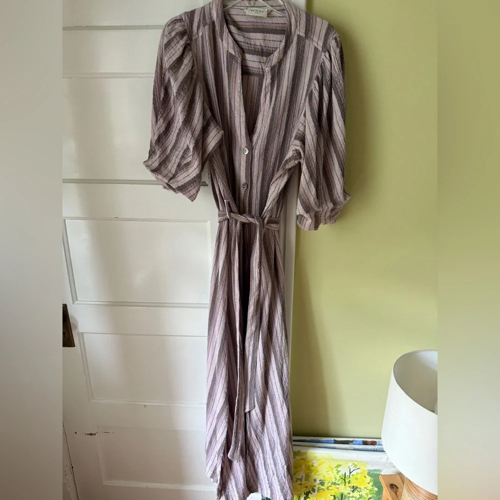 Wrap London Striped textured dress
Crinkle cotton - Picture 3 of 8